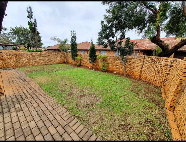 2 BEDROOM TOWNHOUSE FOR SALE IN AMANDASIG